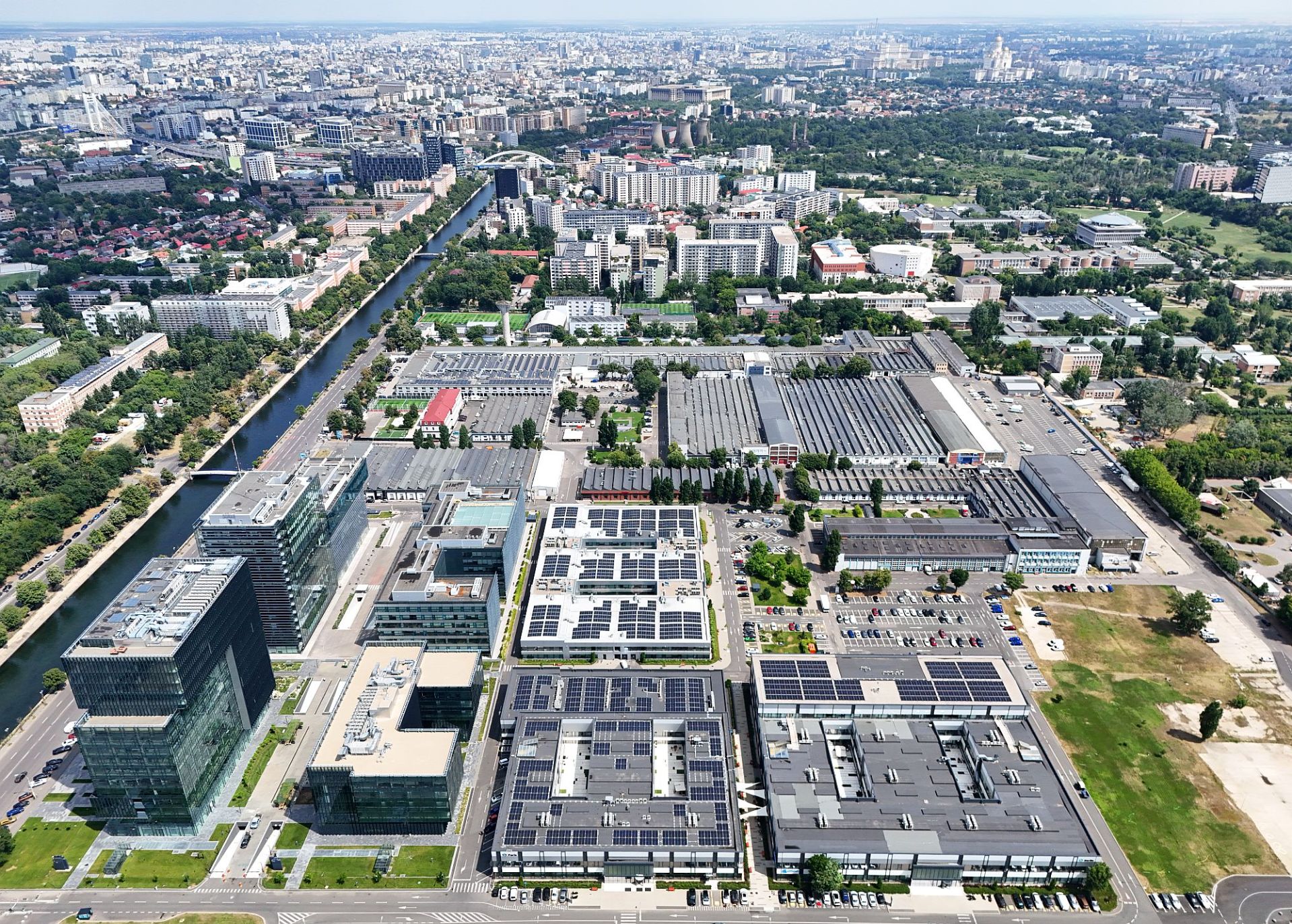 Activ Property Services - companie de consultanță imobiliară în România pentru soluții eficiente și decizii sigure